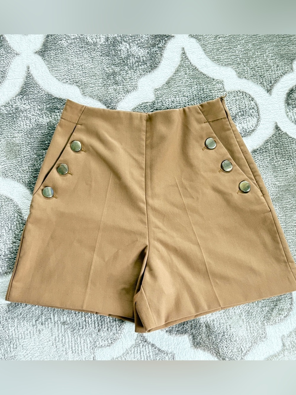Zara High-Waist Tan Shorts with Buttons Size S
